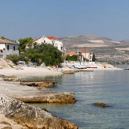 By The Sea Arbanija, Ciovo - 15595 特罗吉尔